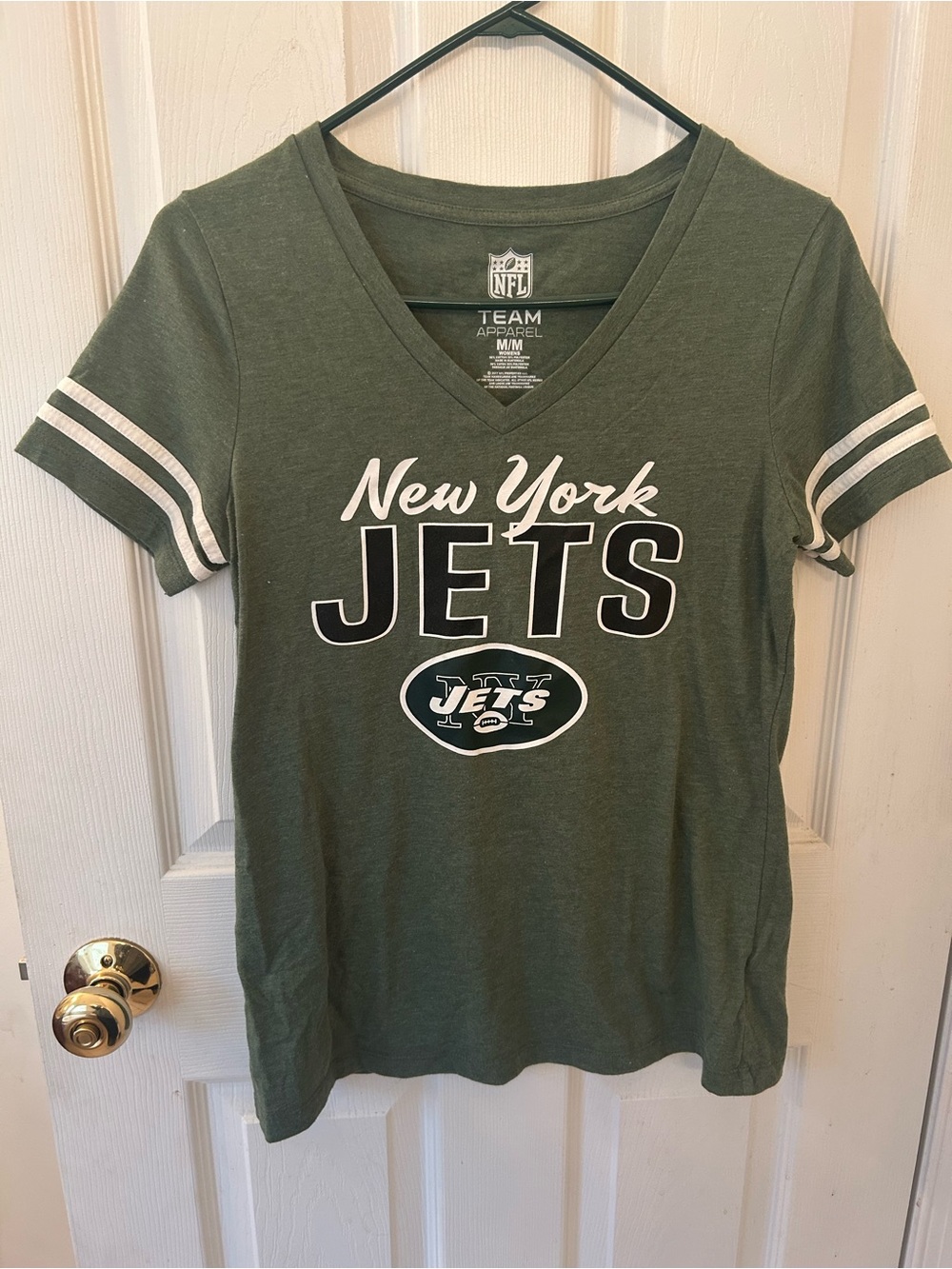 NFL New York Jets Women's V-Neck Tee - Dark Green & White